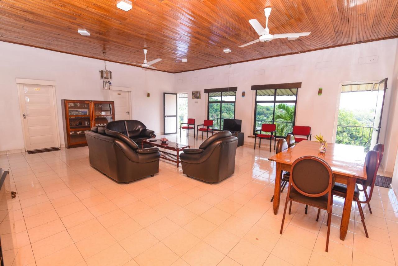 King Leisure Residence Канди Экстерьер фото